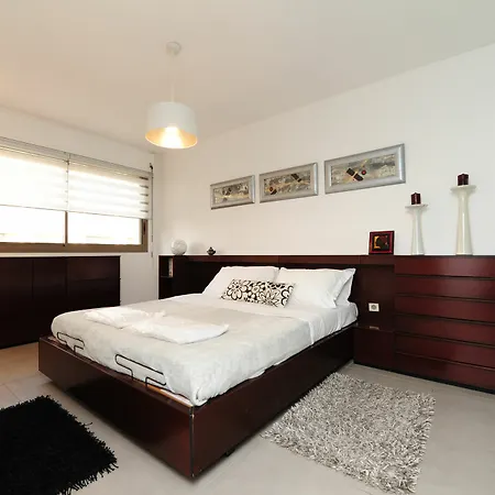 L'etoile Private Downtown Apartment